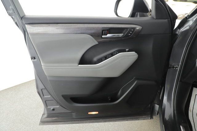 2022 Toyota Highlander Platinum New Braunfels TX