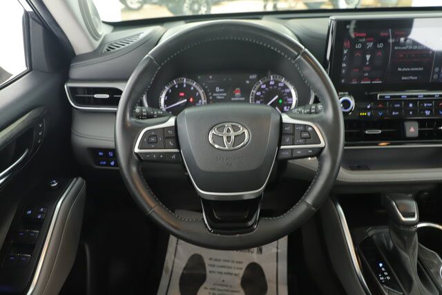 2022 Toyota Highlander Platinum New Braunfels TX