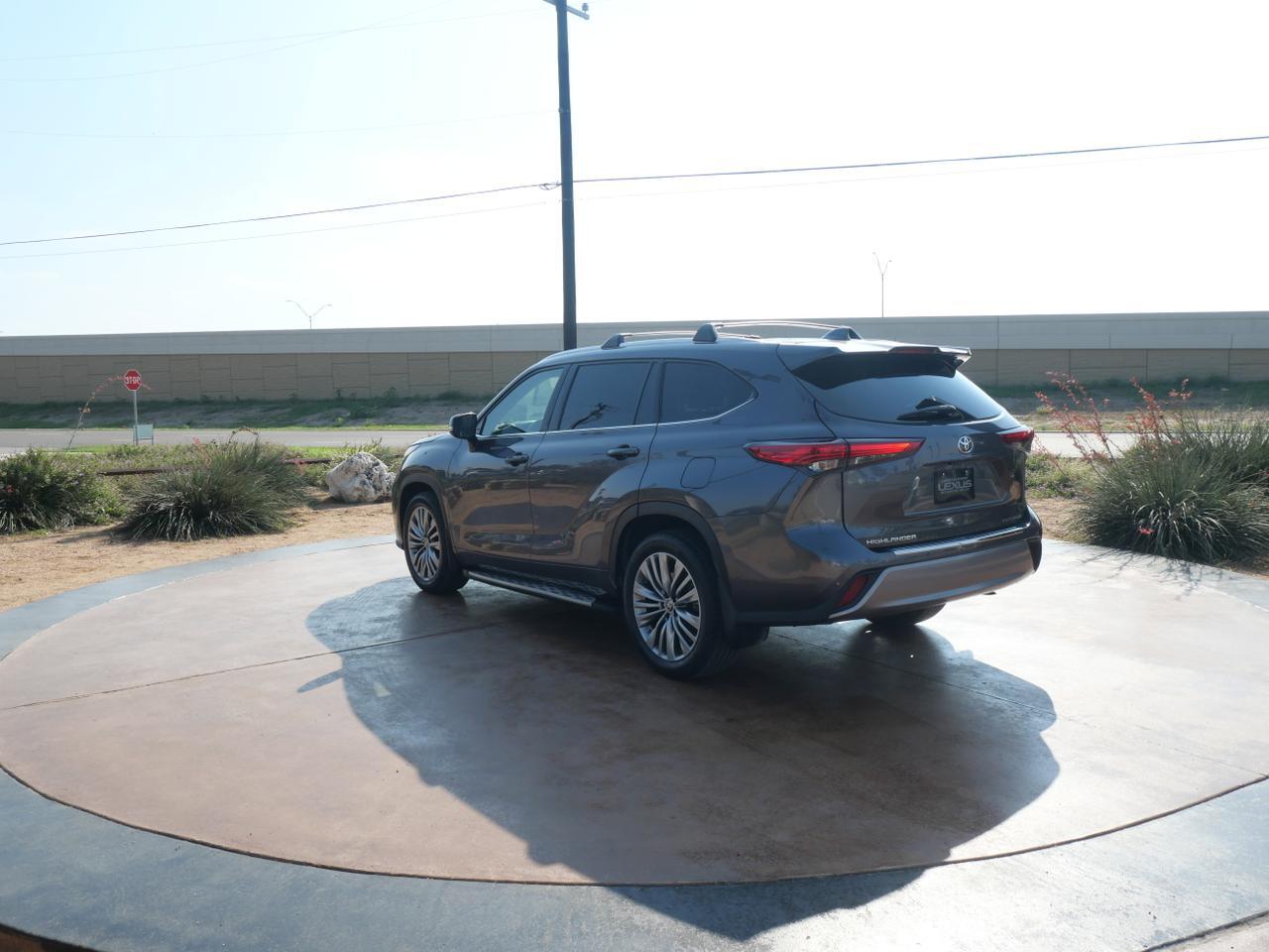 2022 Toyota Highlander Platinum San Juan TX