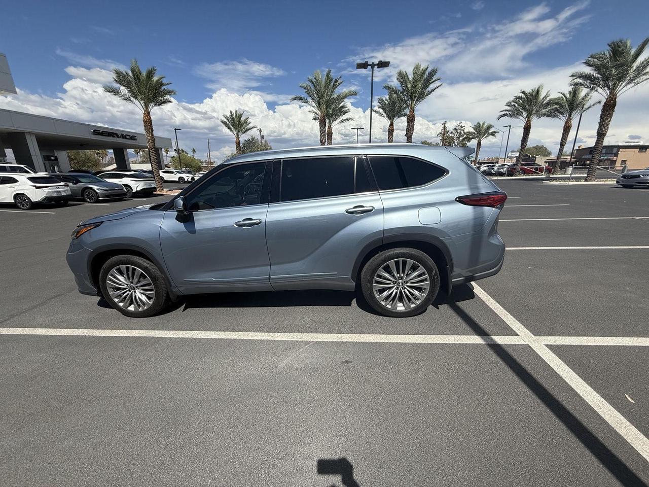 2022 Toyota Highlander Platinum Tucson AZ