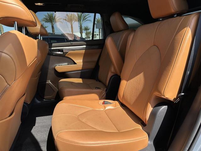 2022 Toyota Highlander Platinum Tucson AZ