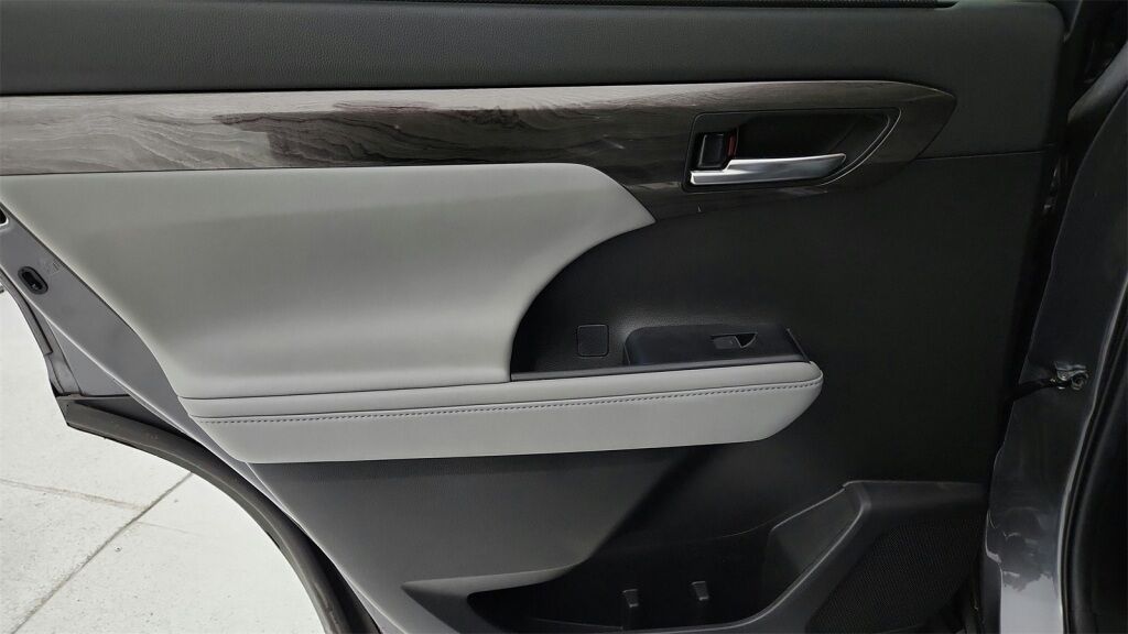 2022 Toyota Highlander Platinum Laurel MD