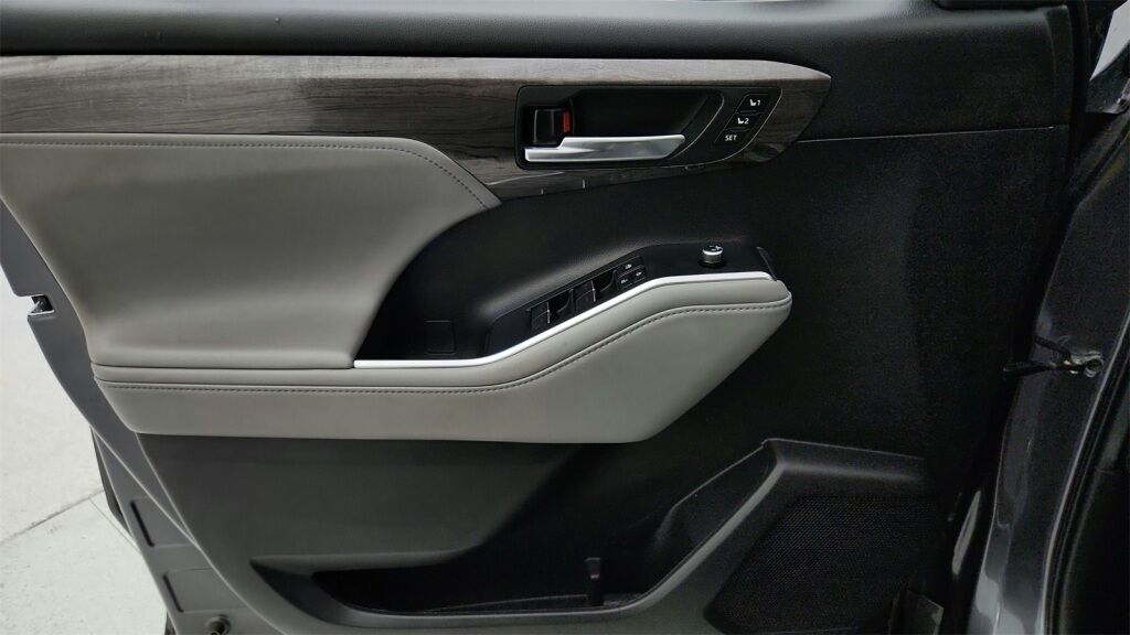 2022 Toyota Highlander Platinum Laurel MD