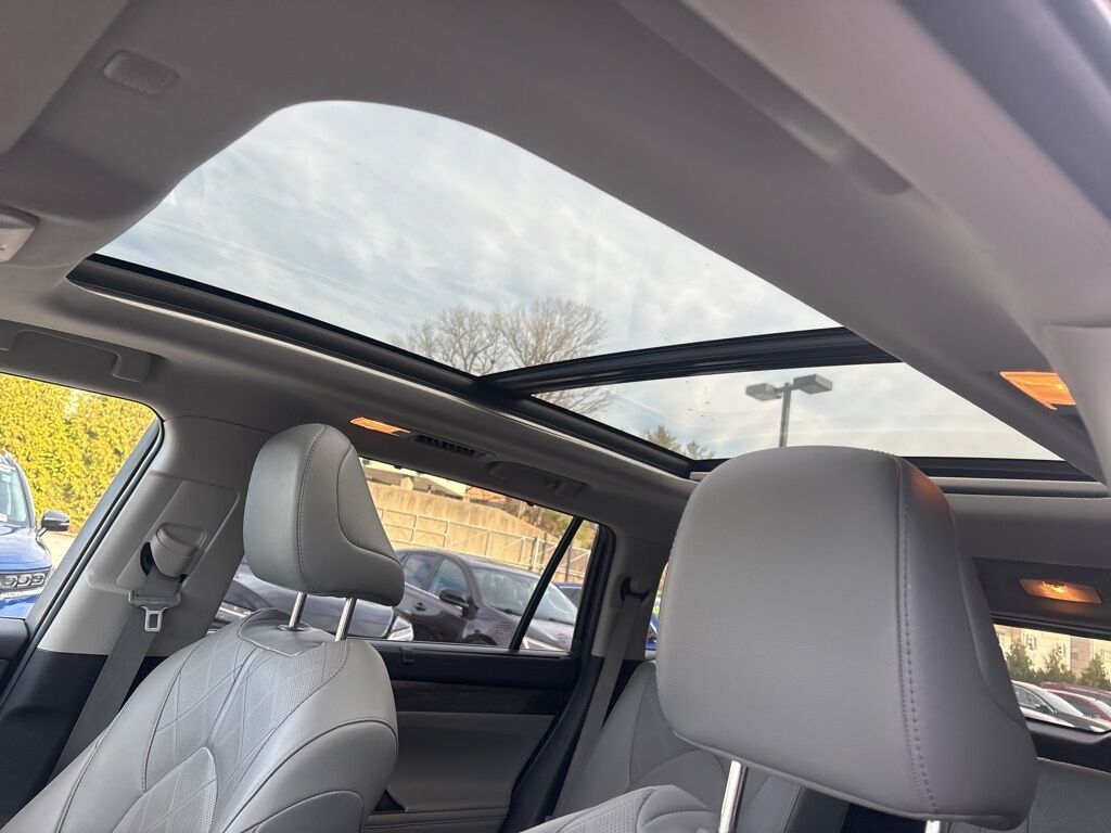 2022 Toyota Highlander Platinum Cockeysville MD