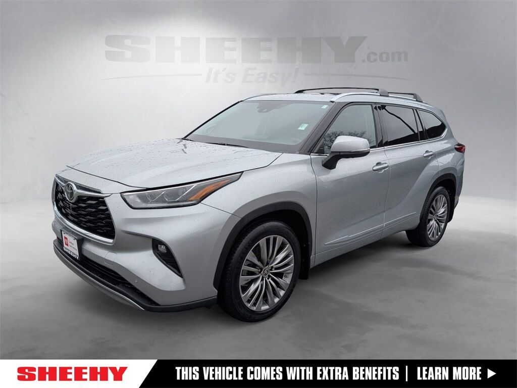 2022 Toyota Highlander Platinum