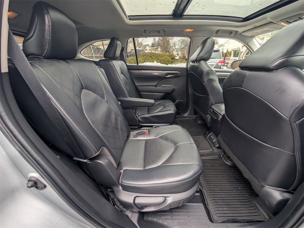 2022 Toyota Highlander Platinum Cockeysville MD