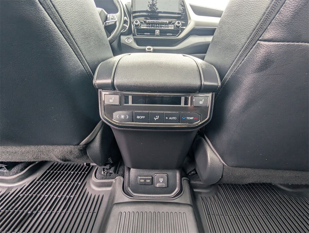 2022 Toyota Highlander Platinum Cockeysville MD