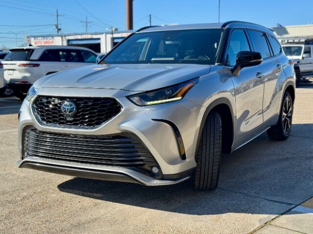 2022 Toyota Highlander Utility 4D XSE 3.5L XSE