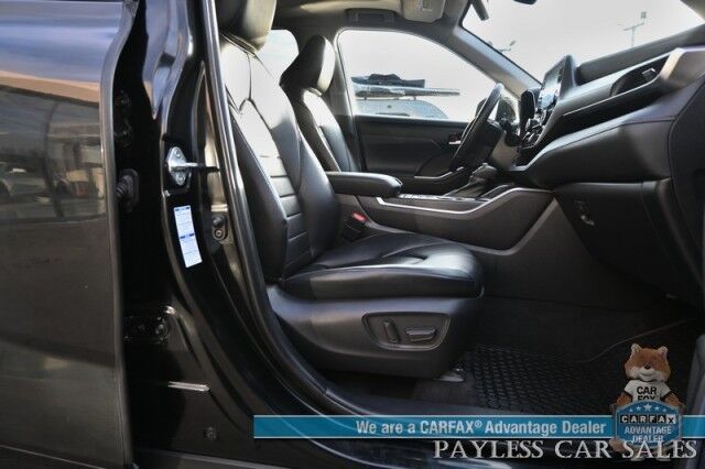 2022 Toyota Highlander XLE / AWD / Power & Heated Leather Seats / Sunroof / Adaptive Cruise / Lane Departure & Blind Spot Alert / Apple CarPlay & Android Auto / Backup Camera / Rear Captain Chairs / 3rd Row / Seats 7 / 1-Owner Anchorage AK