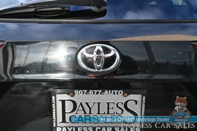 2022 Toyota Highlander XLE / AWD / Power & Heated Leather Seats / Sunroof / Adaptive Cruise / Lane Departure & Blind Spot Alert / Apple CarPlay & Android Auto / Backup Camera / Rear Captain Chairs / 3rd Row / Seats 7 / 1-Owner Anchorage AK 2022 Toyota Highlander XLE / AWD / Power & Heated Leather Seats / Sunroof / Adaptive Cruise / Lane Departure & Blind Spot Alert / Apple CarPlay & Android Auto / Backup Camera / Rear Captain Chairs / 3rd Row / Seats 7 / 1-Owner Anchorage AK