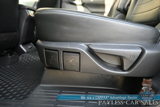 2022 Toyota Highlander XLE / AWD / Power & Heated Leather Seats / Sunroof / Adaptive Cruise / Lane Departure & Blind Spot Alert / Apple CarPlay & Android Auto / Backup Camera / Rear Captain Chairs / 3rd Row / Seats 7 / 1-Owner Anchorage AK