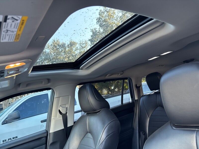 2022 Toyota Highlander XLE AWD w/LEATHER & SUNROOF Seffner FL