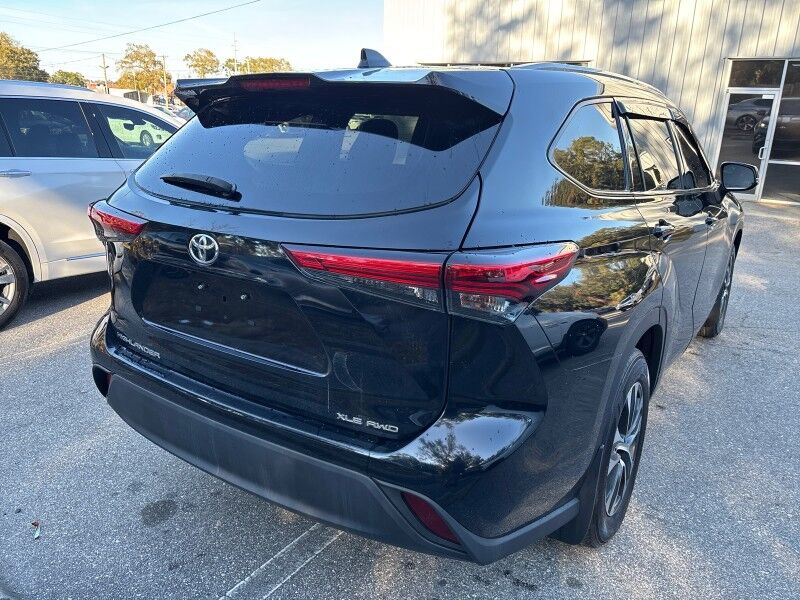2022 Toyota Highlander XLE AWD w/LEATHER & SUNROOF Seffner FL