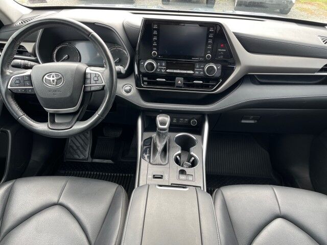 2022 Toyota Highlander XLE Ashland VA