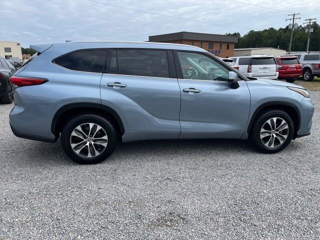 2022 Toyota Highlander XLE Ashland VA