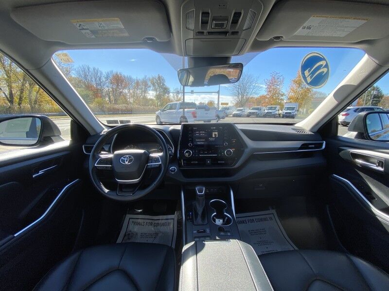 2022 Toyota Highlander XLE Bristol  PA