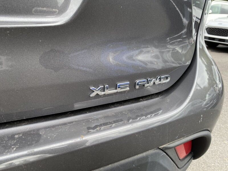 2022 Toyota Highlander XLE Bristol  PA