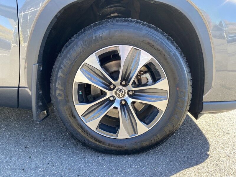 2022 Toyota Highlander XLE Bristol  PA