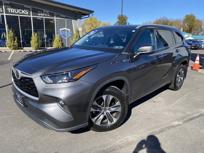 2022 Toyota Highlander XLE Bristol  PA