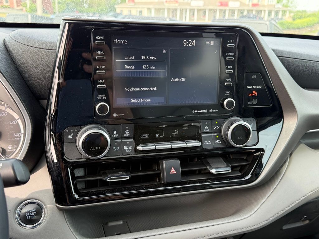 2022 Toyota Highlander XLE Crestwood KY