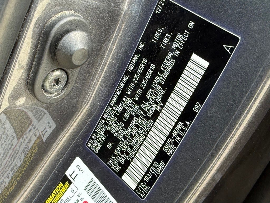 2022 Toyota Highlander XLE Crestwood KY