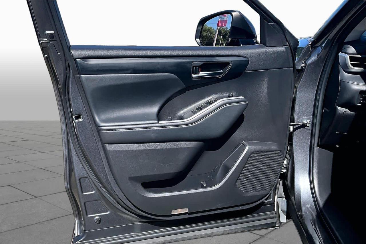 2022 Toyota Highlander XLE Folsom CA