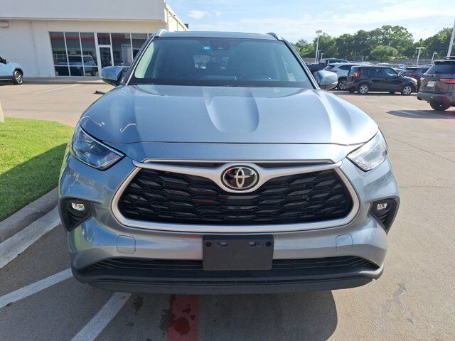 2022 Toyota Highlander XLE Hurst TX