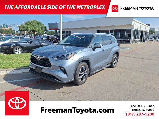 2022 Toyota Highlander XLE Hurst TX