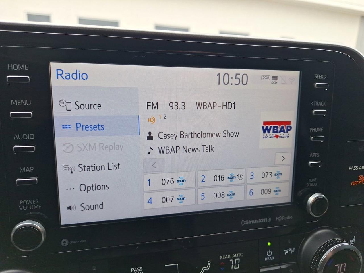 2022 Toyota Highlander XLE Hurst TX