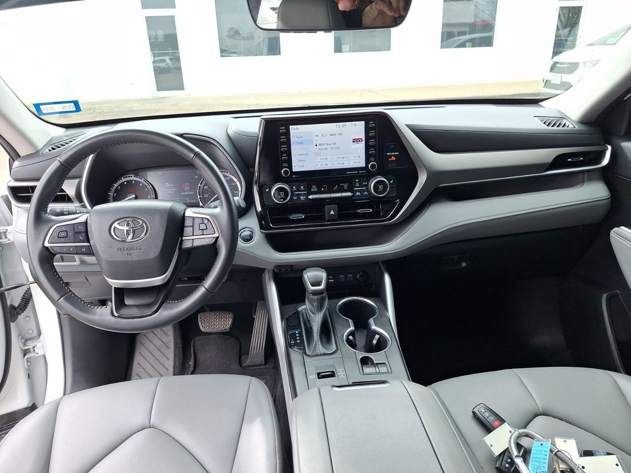 2022 Toyota Highlander XLE Hurst TX