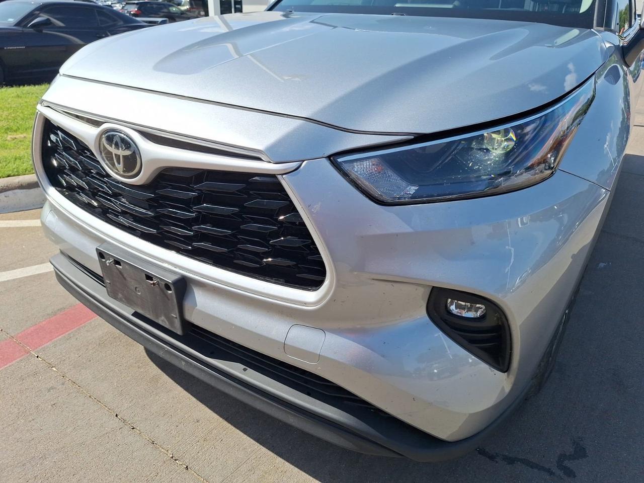 2022 Toyota Highlander XLE Hurst TX