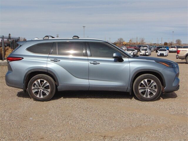 2022 Toyota Highlander XLE Santa Fe NM