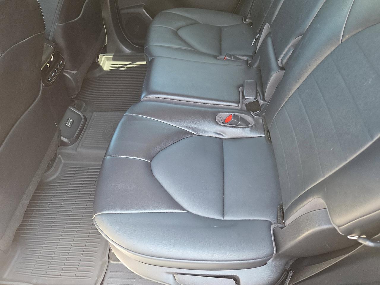 2022 Toyota Highlander XLE Hamburg PA