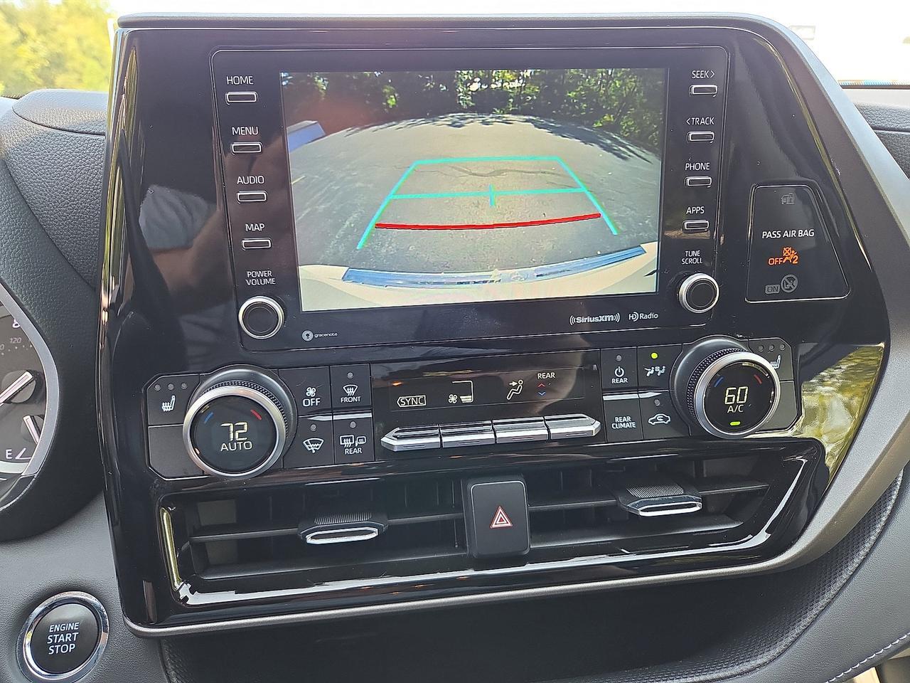 2022 Toyota Highlander XLE Hamburg PA
