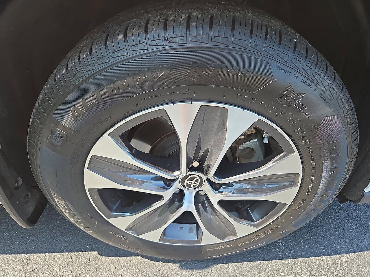 2022 Toyota Highlander XLE Hamburg PA