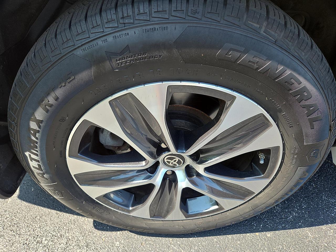 2022 Toyota Highlander XLE Hamburg PA