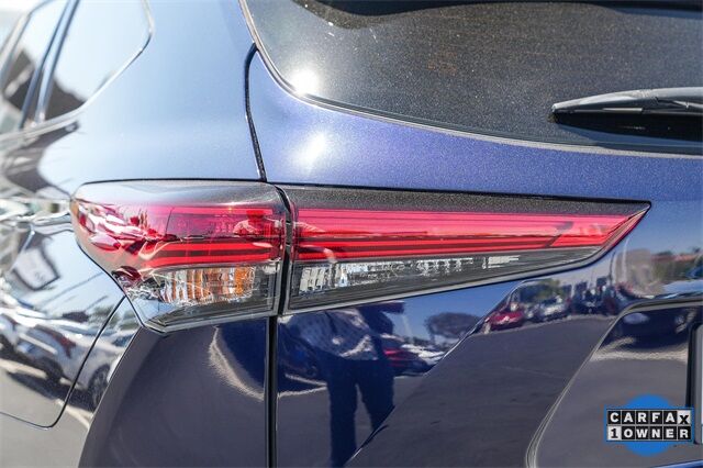 2022 Toyota Highlander XLE Huntington Beach CA