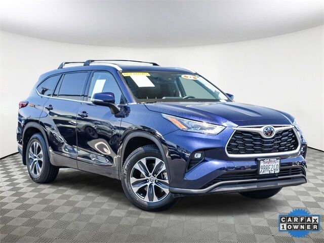 2022 Toyota Highlander XLE Huntington Beach CA