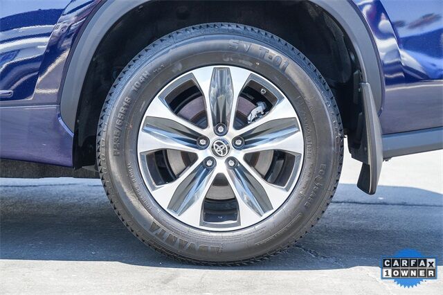 2022 Toyota Highlander XLE Huntington Beach CA