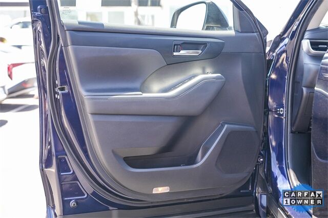 2022 Toyota Highlander XLE Huntington Beach CA