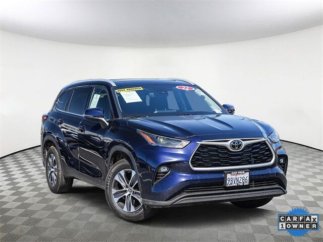 2022 Toyota Highlander XLE Huntington Beach CA