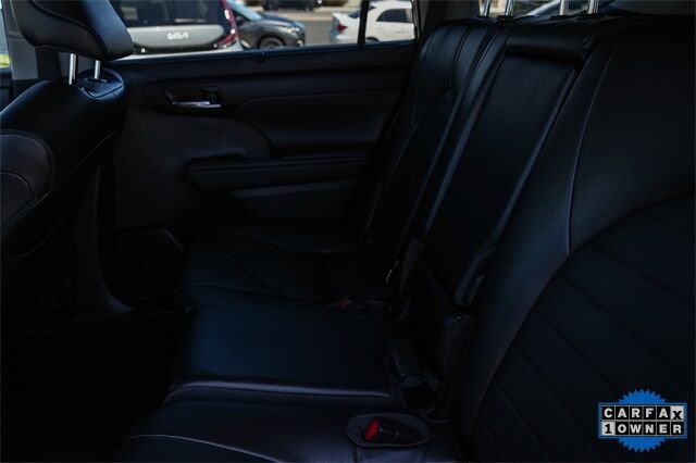 2022 Toyota Highlander XLE Huntington Beach CA