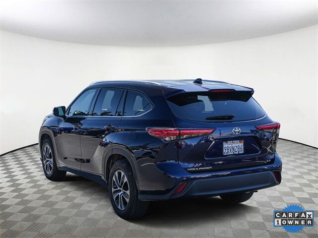 2022 Toyota Highlander XLE Huntington Beach CA