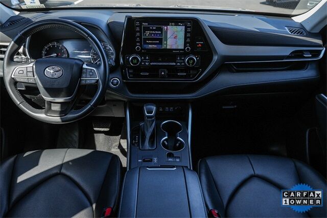 2022 Toyota Highlander XLE Huntington Beach CA