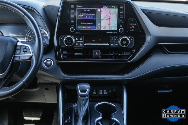 2022 Toyota Highlander XLE Huntington Beach CA