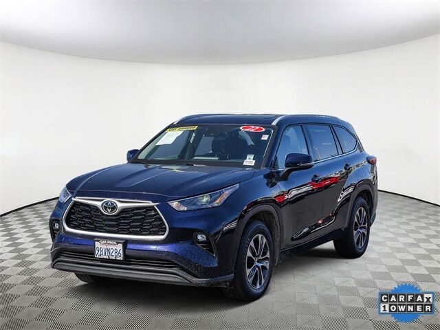 2022 Toyota Highlander XLE Huntington Beach CA