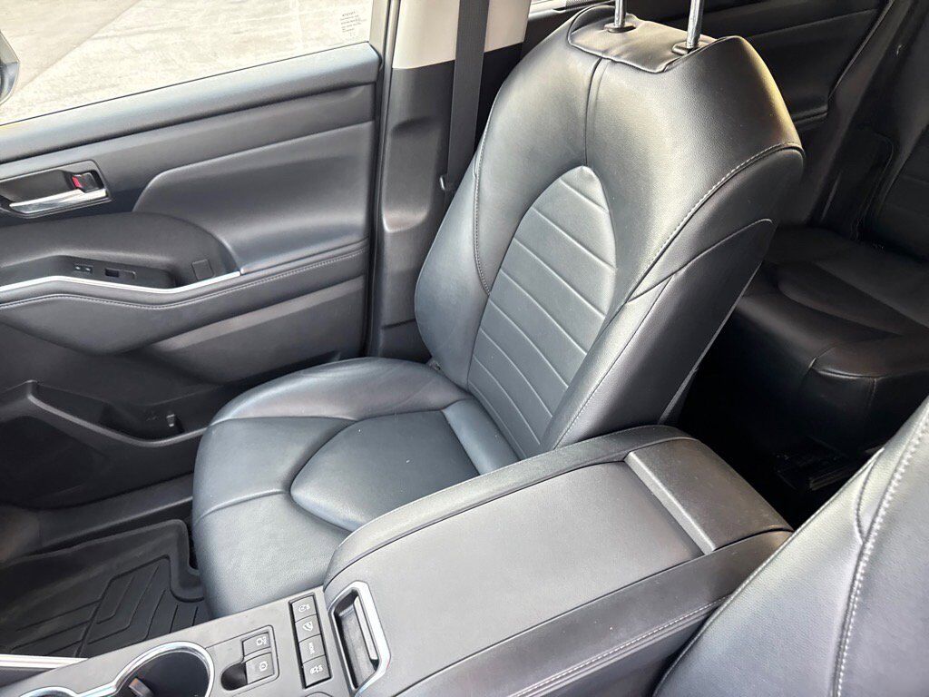 2022 Toyota Highlander XLE Johnson City TN