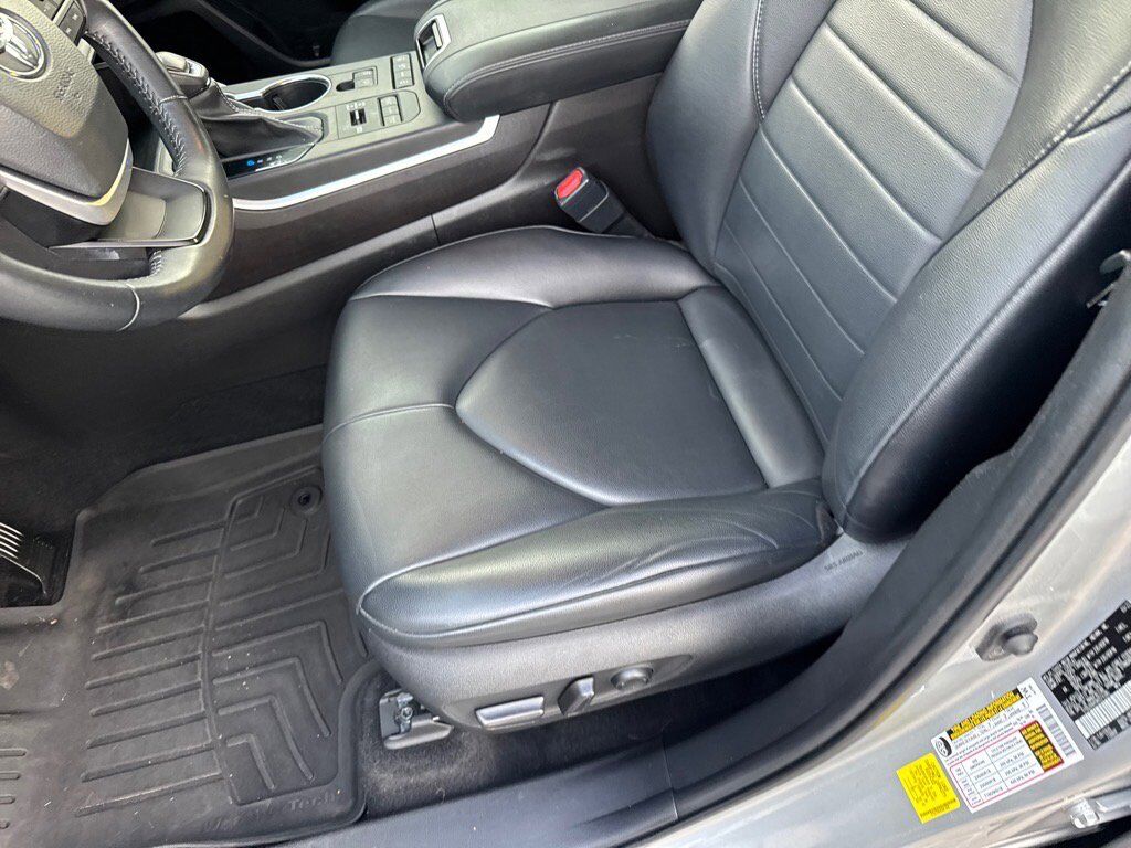 2022 Toyota Highlander XLE Johnson City TN