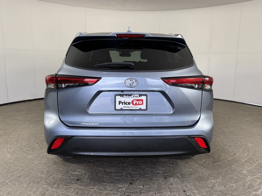 2022 Toyota Highlander XLE Maumee OH