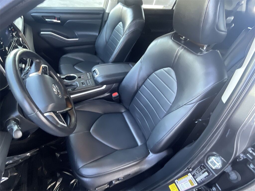 2022 Toyota Highlander XLE Petaluma CA